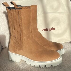 Cult Gaia Ori Suede Chelsea Boots Size 7 IT37 $430
